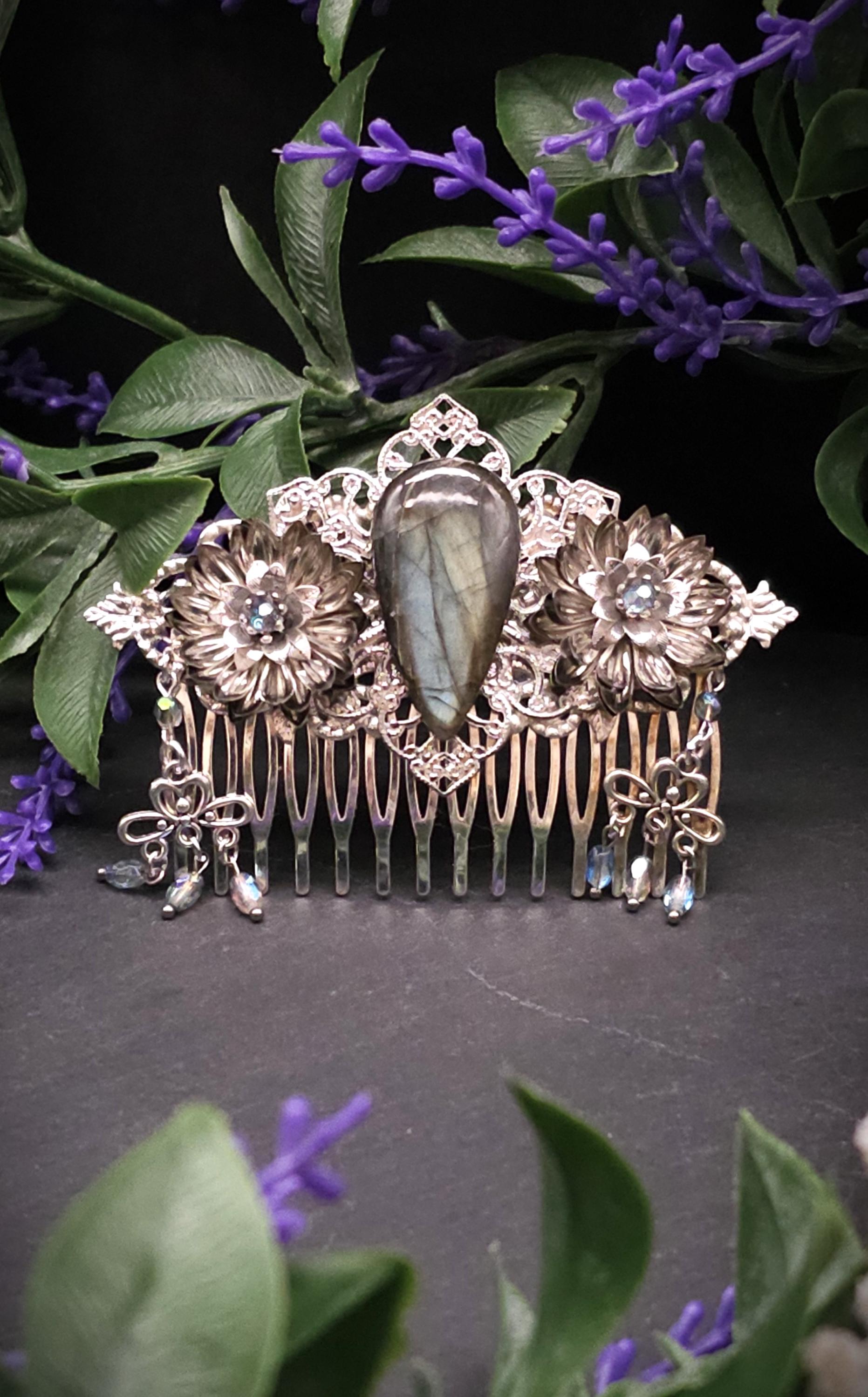 Dekorativer Haarkamm mit Labradorit, Fantasy & Vintage Kopfschmuck