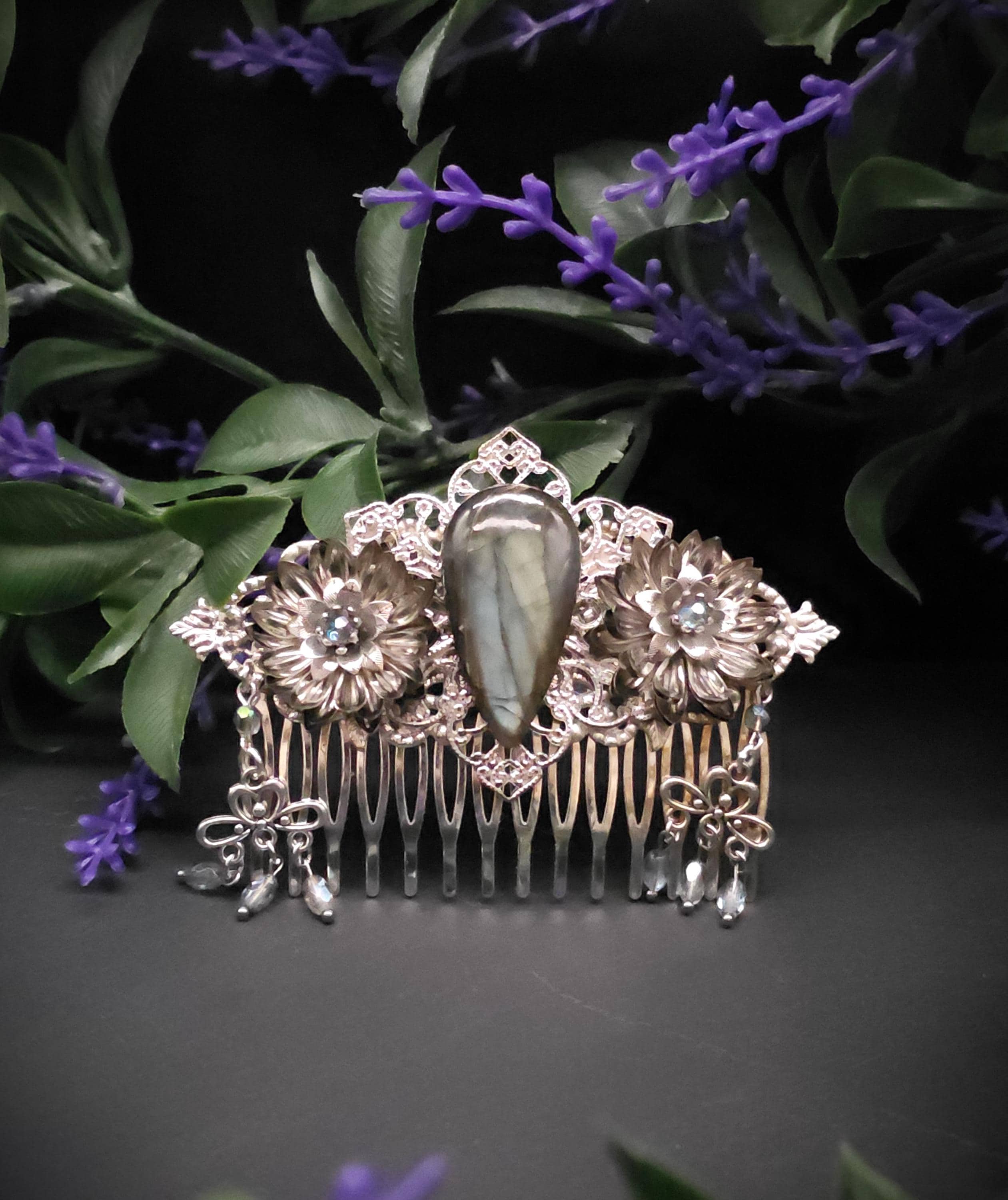 Dekorativer Haarkamm mit Labradorit, Fantasy & Vintage Kopfschmuck