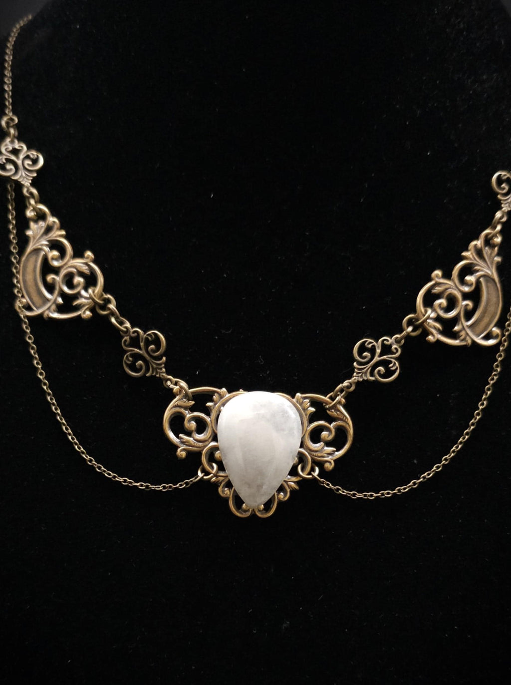 Art Nouveau Mondstein Halskette ~ filigrane Mond Kette ~ Jugendstil Collier ~ Größenverstellbar ~