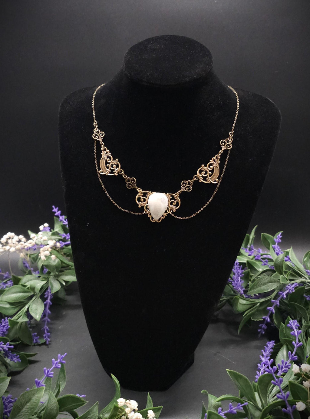 Art Nouveau Mondstein Halskette ~ filigrane Mond Kette ~ Jugendstil Collier ~ Größenverstellbar ~
