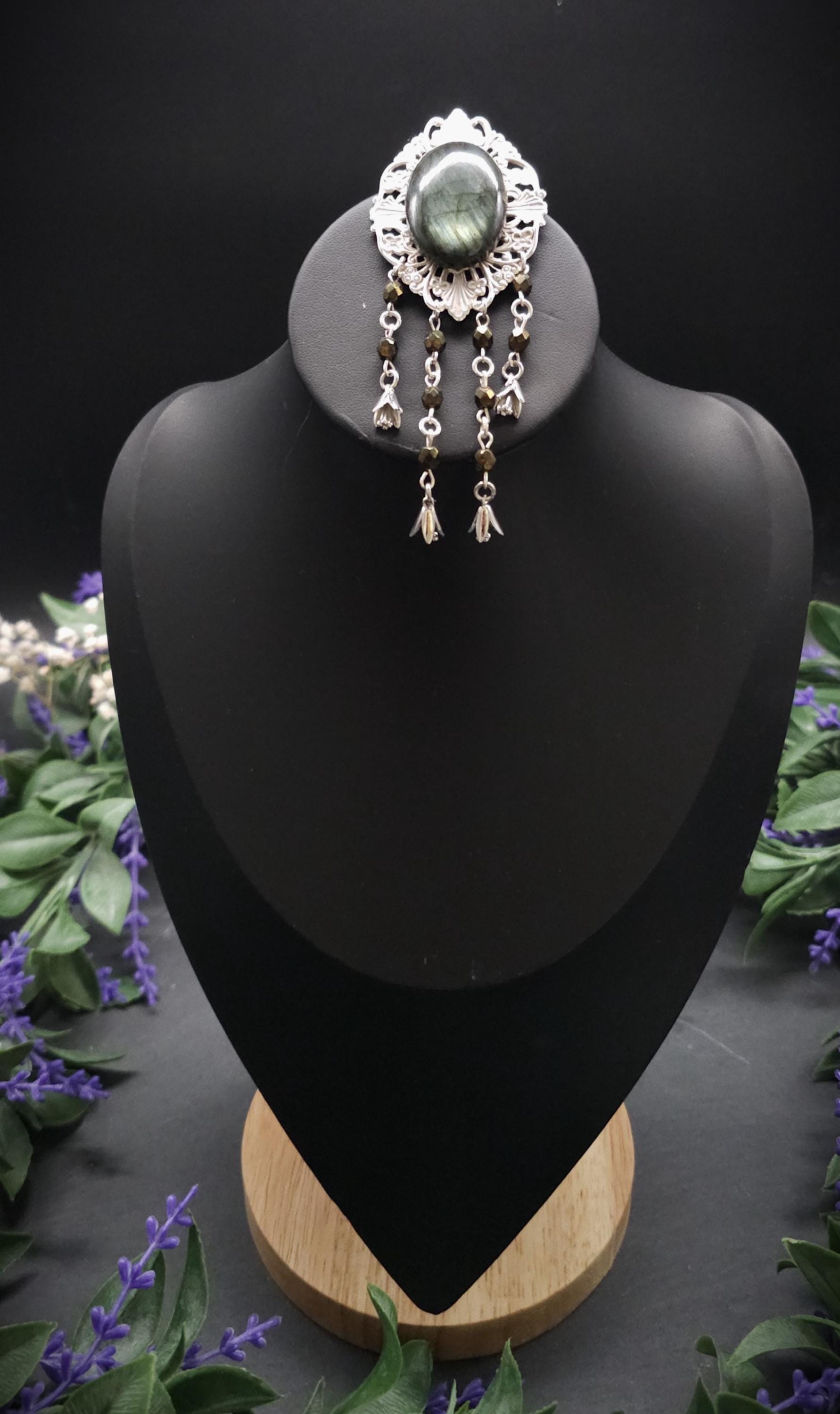 Art Nouveau Brosche mit Labradorit ~ Elfen Schmuck ~ Fantasy Gewandbrosche ~ Mittelalter Accessoire ~ Naturstein Brosche