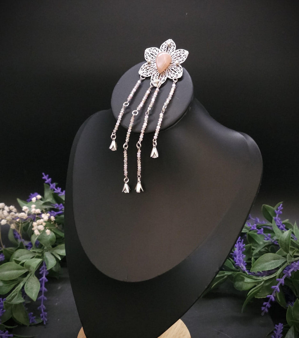Pfirsich Mondstein Brosche ~ Art Nouveau–Blüten Pin ~ Elfen Schmuck ~ Fantasy Gewandschmuck ~ LARP Accessoire