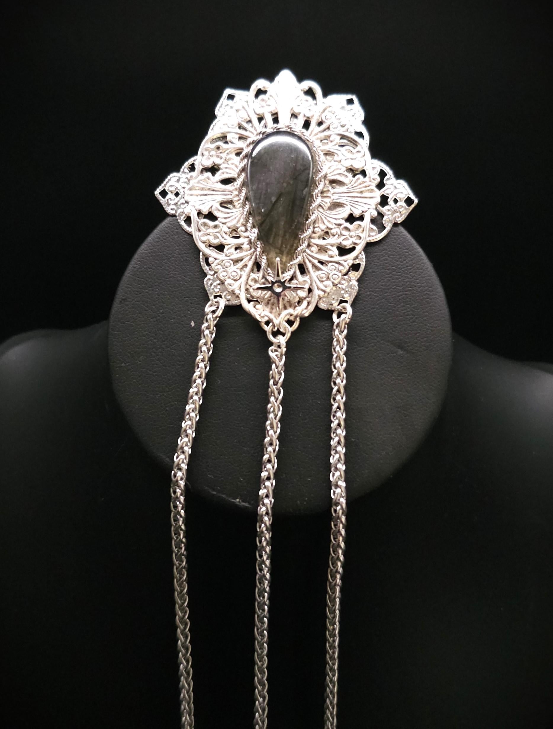Fantasy Brosche mit Labradorit und Sternenketten ~ Art Nouveau Gewandschmuck ~ Mittelalter Brosche ~ Celestial Accessoire