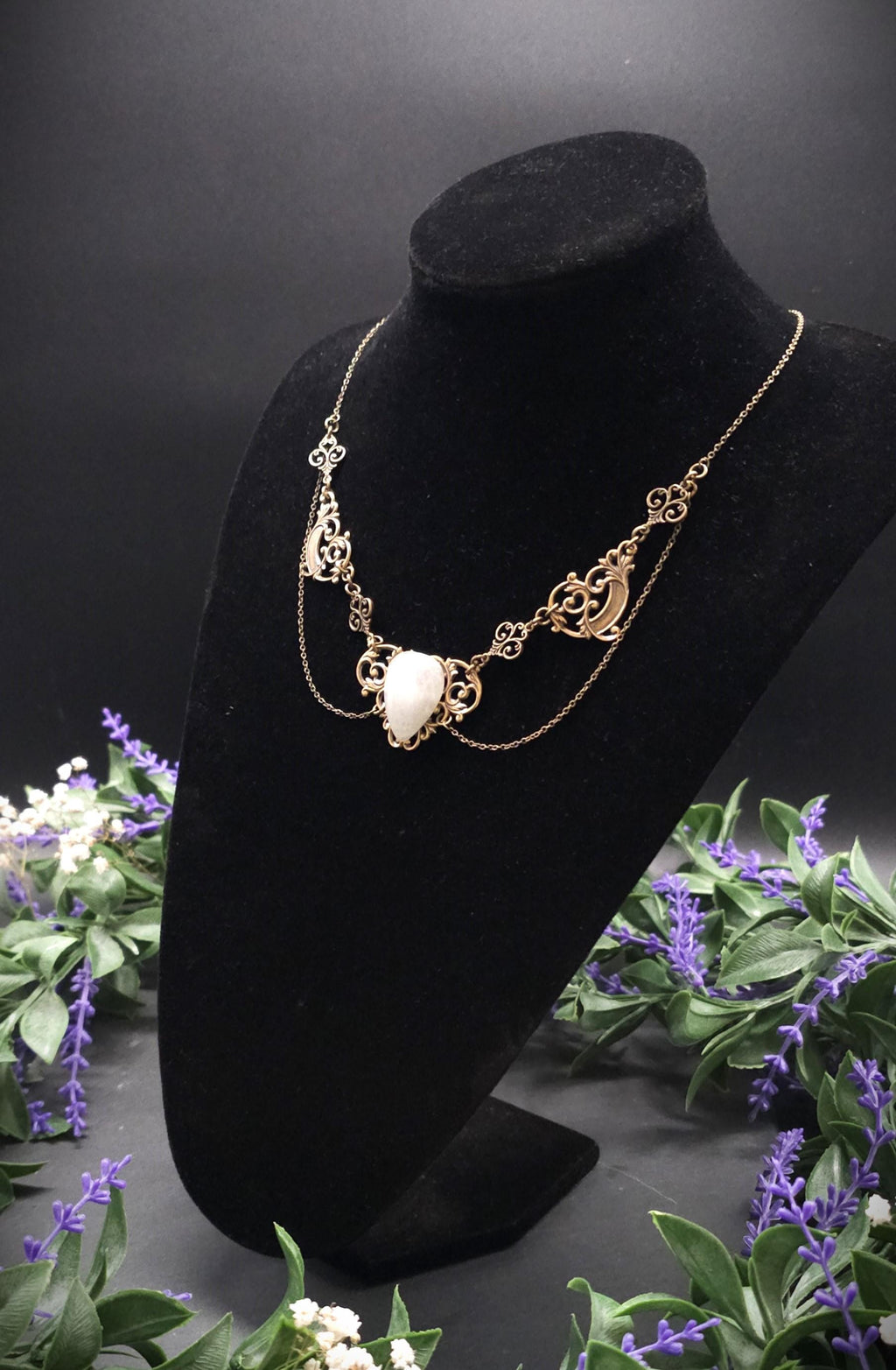 Art Nouveau Mondstein Halskette ~ filigrane Mond Kette ~ Jugendstil Collier ~ Größenverstellbar ~