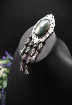 Art Nouveau Brosche mit Labradorit ~ Elfen Schmuck ~ Fantasy Gewandbrosche ~ Mittelalter Accessoire ~ Naturstein Brosche
