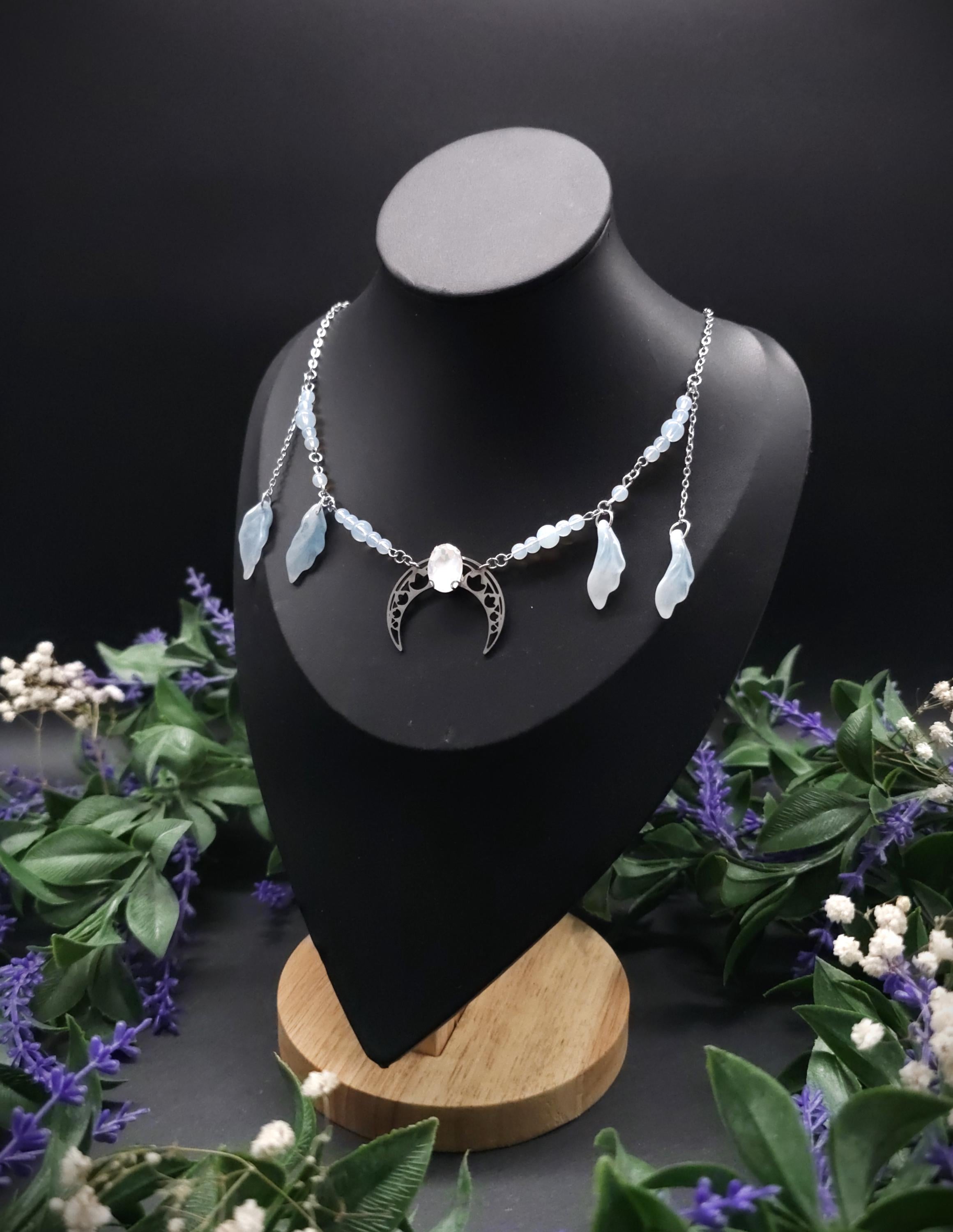 Edelstahl Mond Halskette ~ Opalith Perlen Collier ~ Elfen Fantasy Schmuck ~ Halbmond Kopfschmuck ~ Größenverstellbar