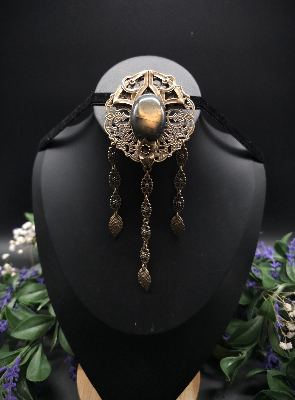 Bronzefarbene Fantasy Brosche ~ Handgefertigter Art Nouveau Pin mit Labradorit ~ Elbenschmuck ~ Elfen Accessoire