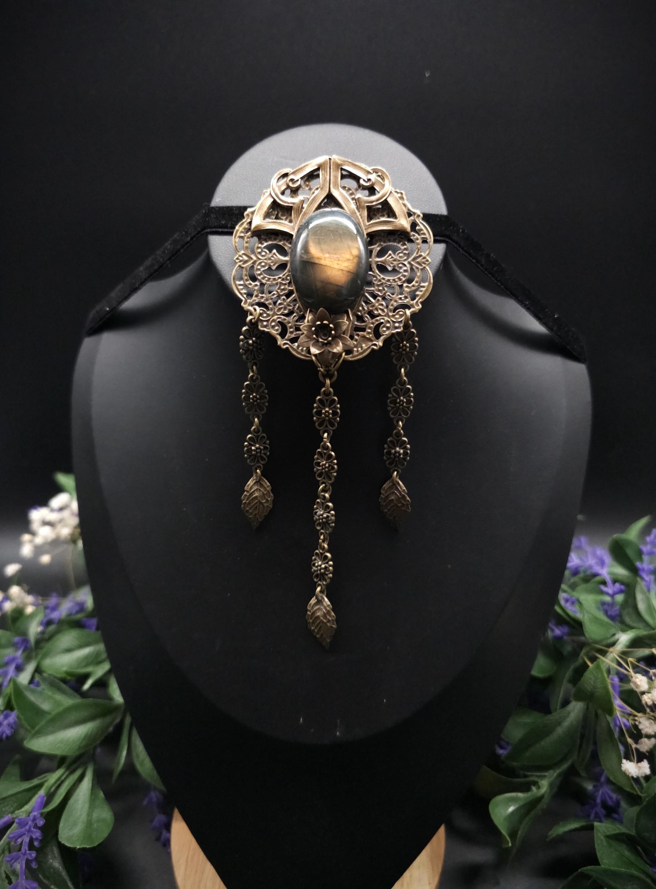 Bronzefarbene Fantasy Brosche ~ Handgefertigter Art Nouveau Pin mit Labradorit ~ Elbenschmuck ~ Elfen Accessoire