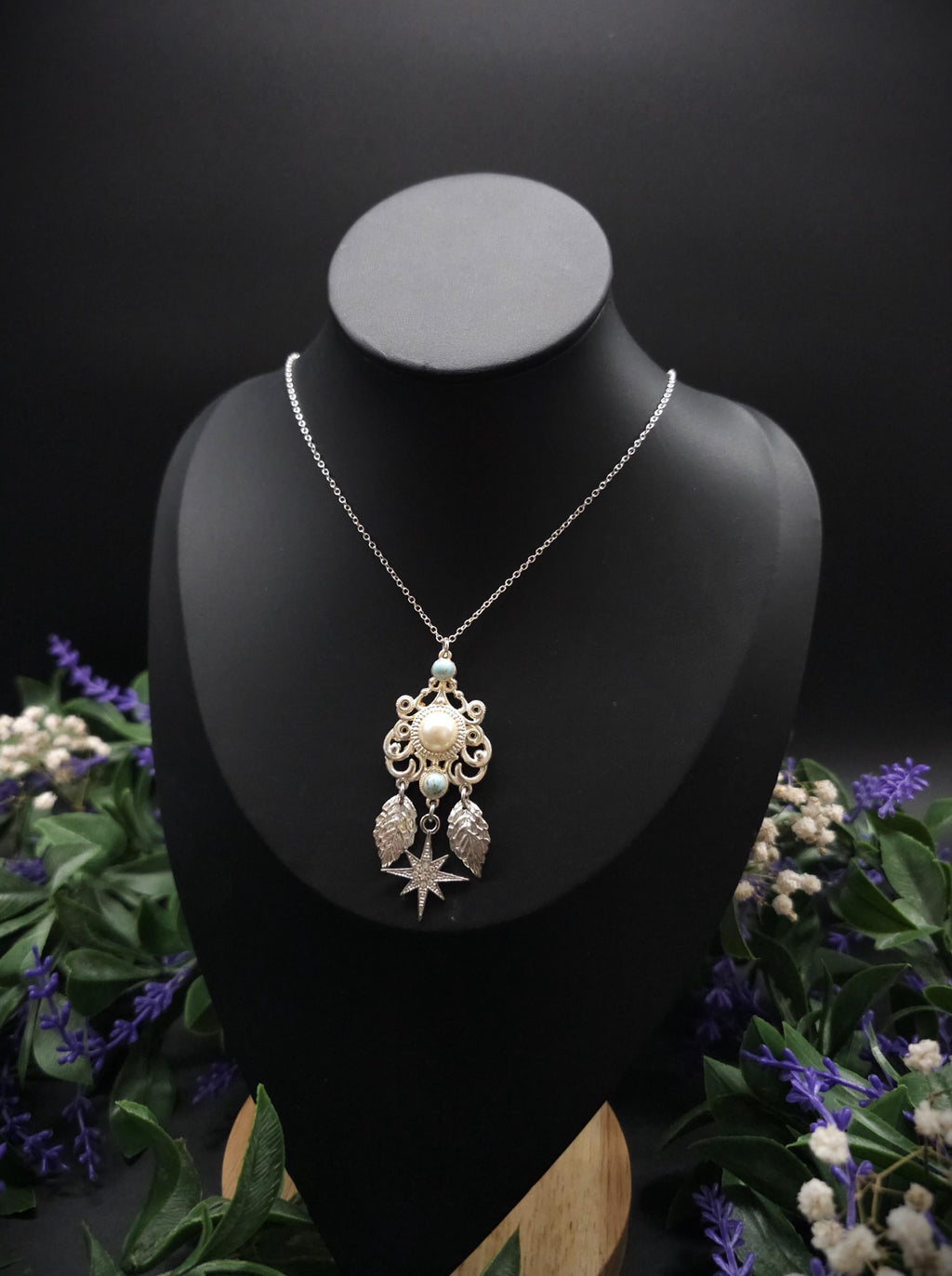 Fantasy Halskette mit Perlen Cabochon & Türkis ~ Edelstahl Kette ~ Elbenschmuck