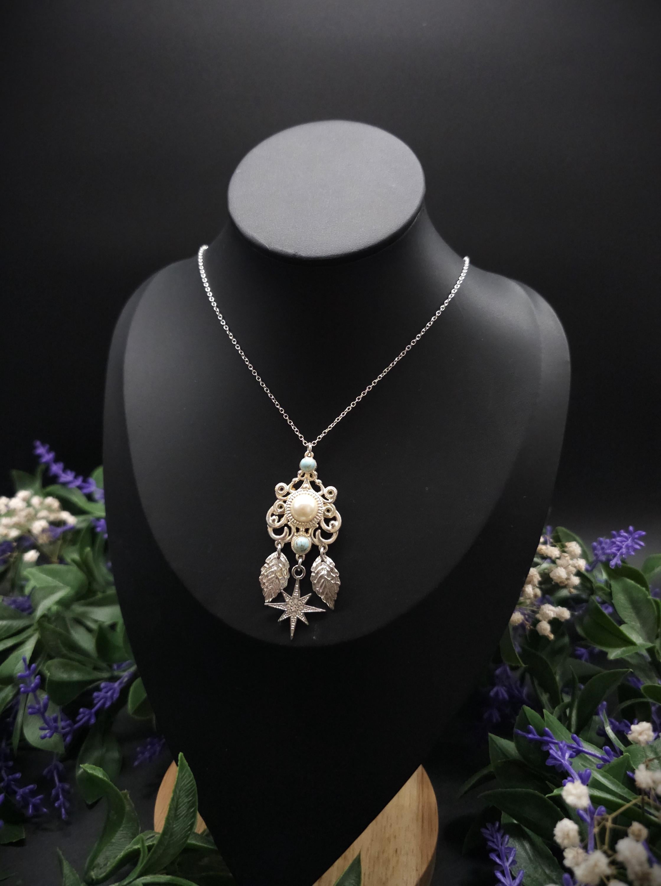 Fantasy Halskette mit Perlen Cabochon & Türkis ~ Edelstahl Kette ~ Elbenschmuck