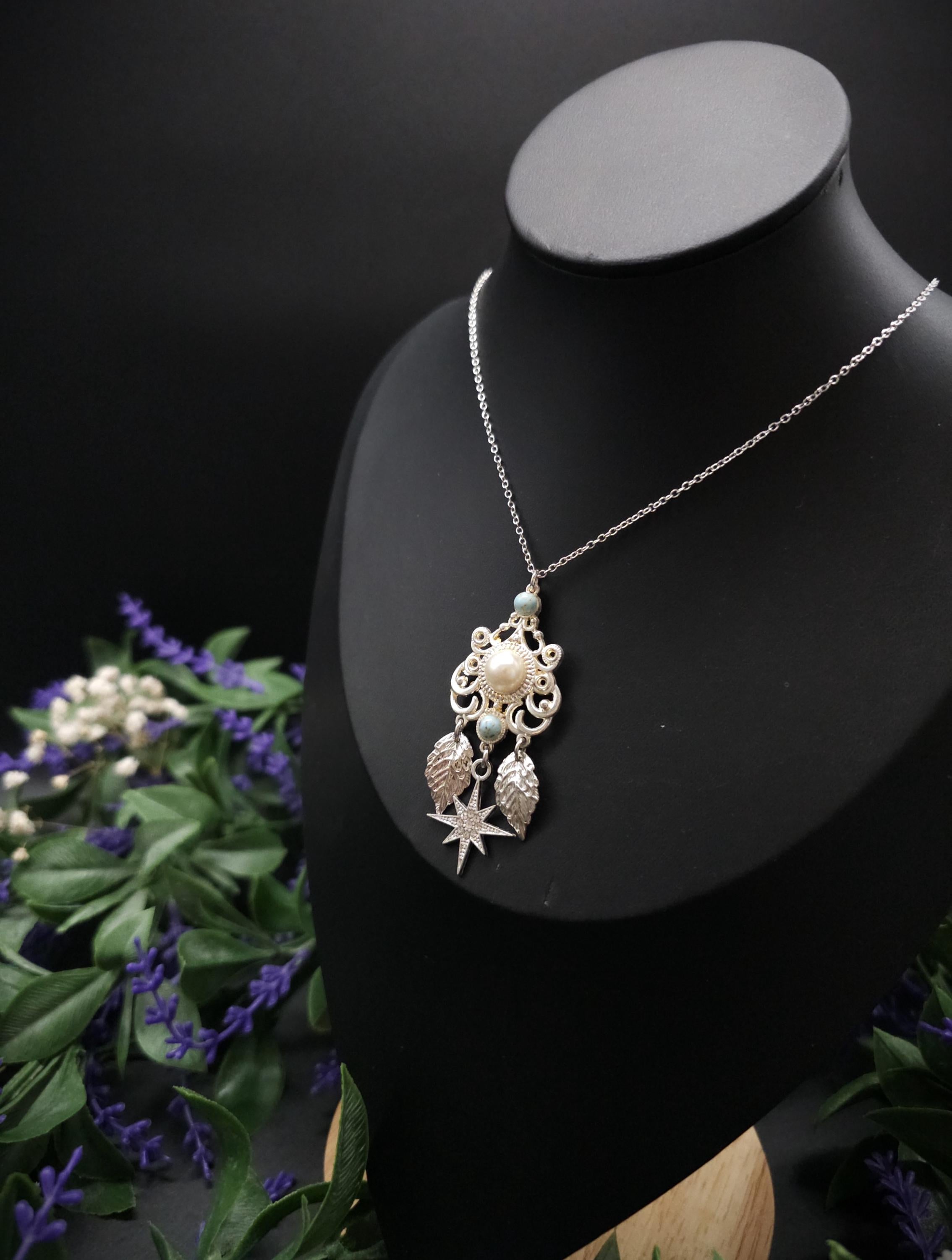 Fantasy Halskette mit Perlen Cabochon & Türkis ~ Edelstahl Kette ~ Elbenschmuck