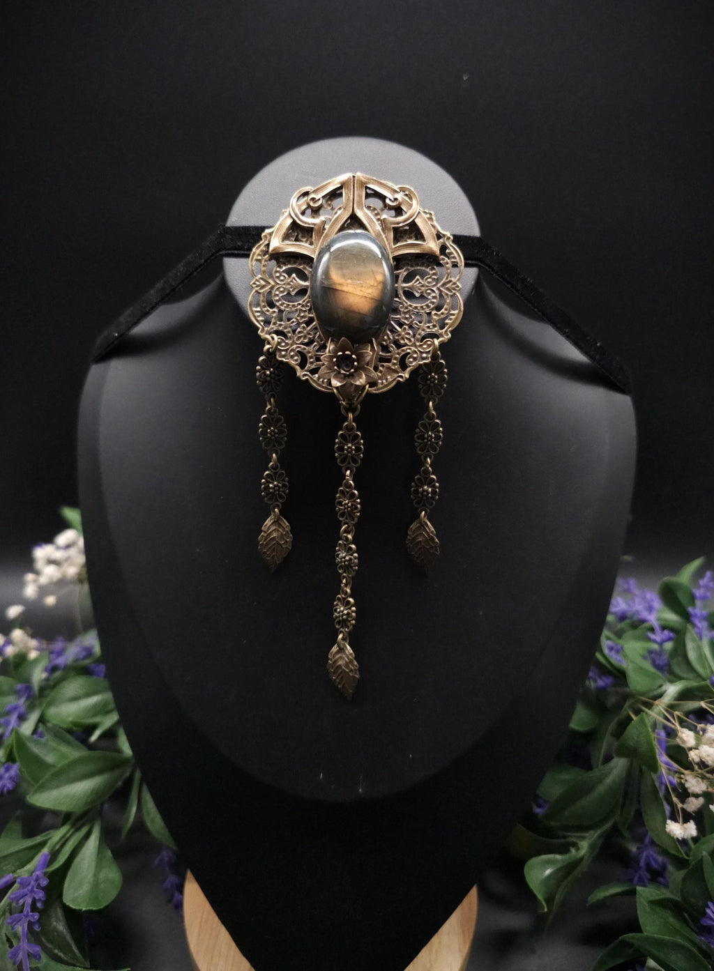 Bronzefarbene Fantasy Brosche ~ Handgefertigter Art Nouveau Pin mit Labradorit ~ Elbenschmuck ~ Elfen Accessoire