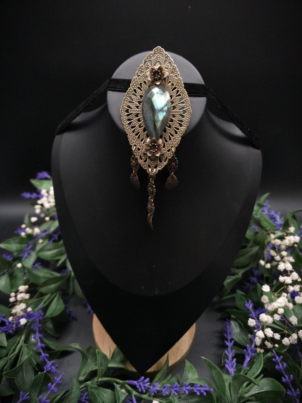 Art Nouveau Brosche mit Labradorit ~ Elfenschmuck ~ Bronzener Fantasy Pin ~ Jugendstil Unikat