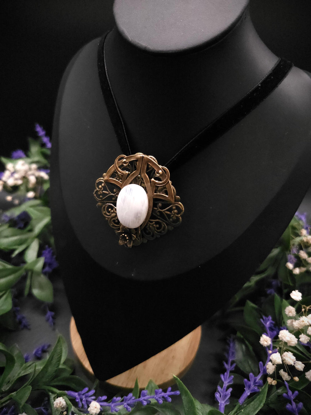 Mondstein Brosche ~ Art Nouveau Jugendstil Accessoire ~ Elbenschmuck ~ Fantasy Schmuck