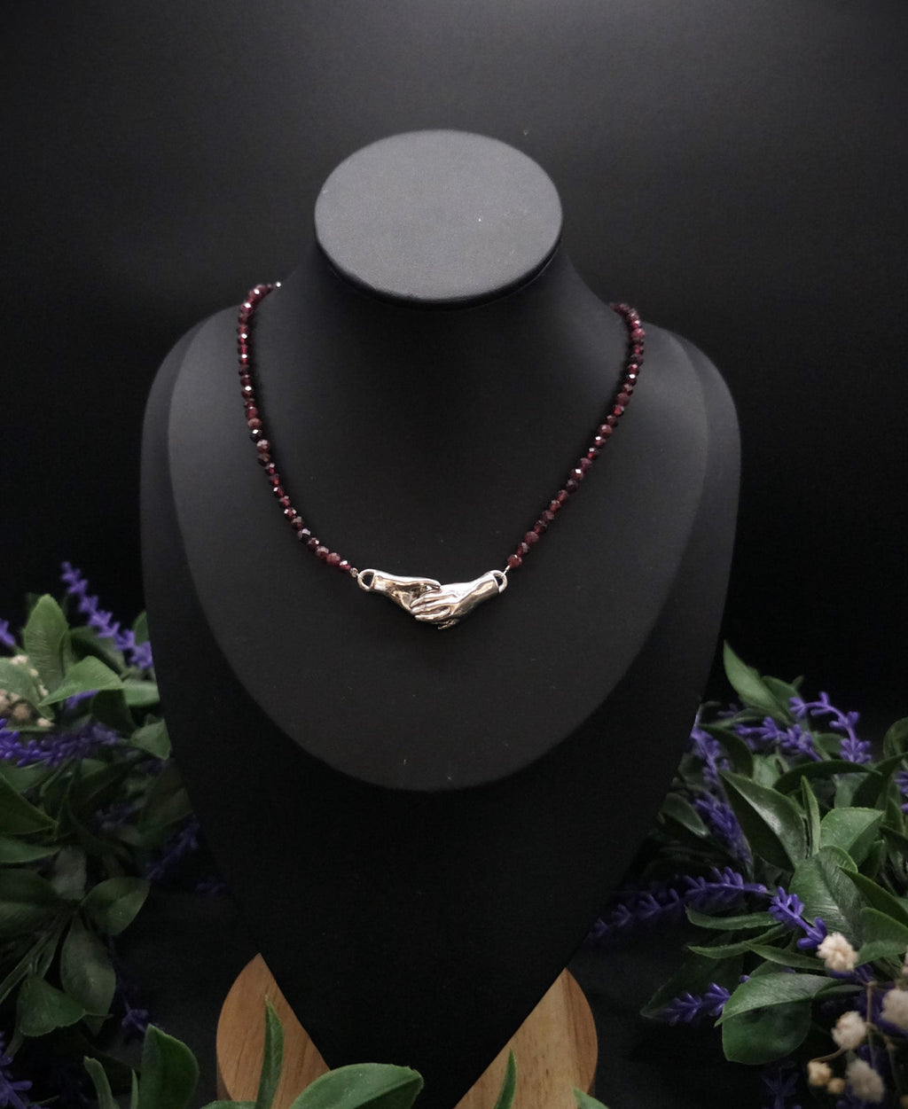 Magnetic Hand Choker ~ Farbauswahl ~ Garnet Necklace ~ Gothic Jewelry ~ Victorian Necklace ~ Alternative Bride