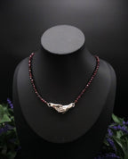 Magnetic Hand Choker ~ Farbauswahl ~ Garnet Necklace ~ Gothic Jewelry ~ Victorian Necklace ~ Alternative Bride