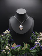 Eichenblatt Halskette mit Opalith ~ Natur Schmuck ~ Fantasy Schmuck ~ Art Nouveau Anhänger ~ Geschenk für sie