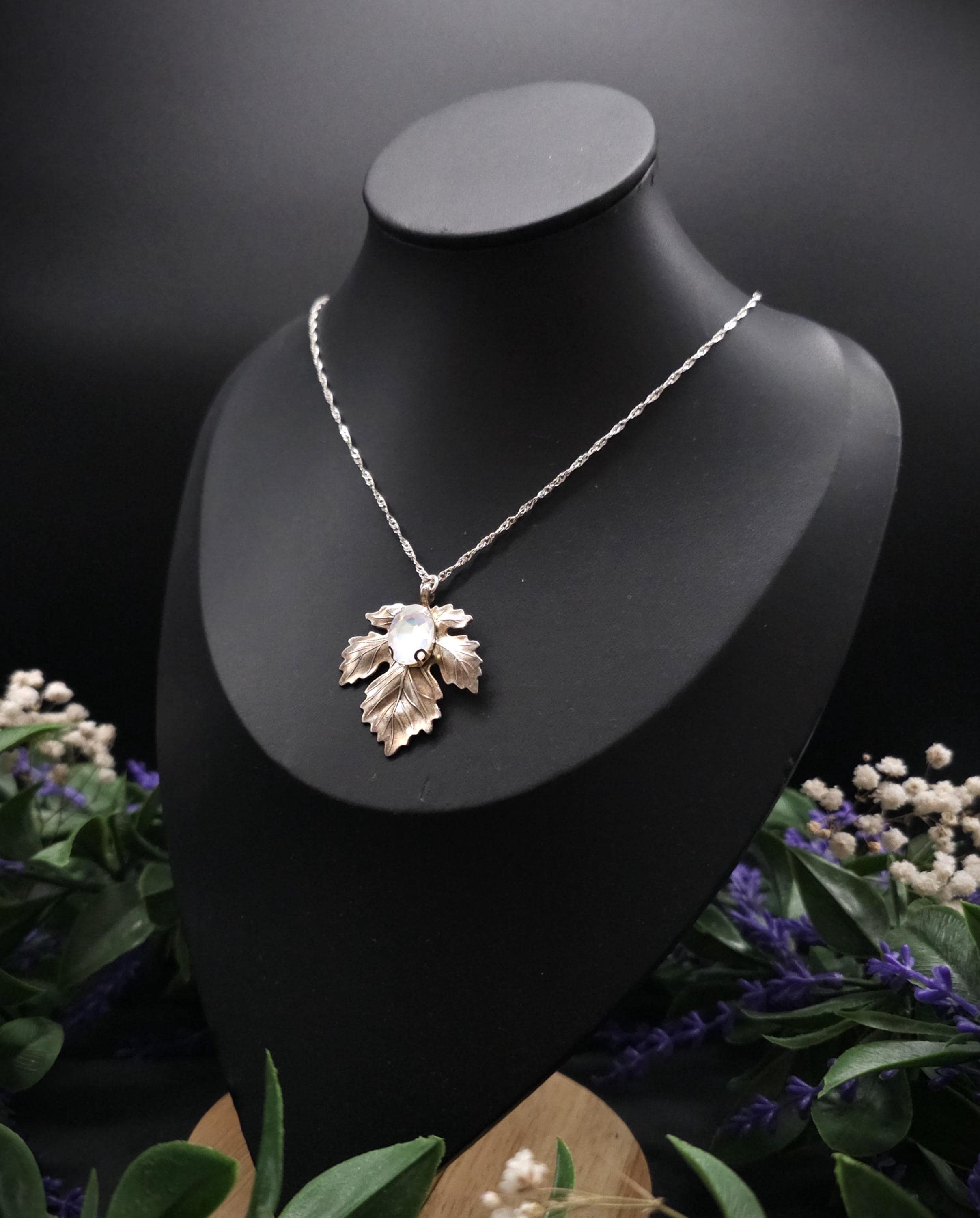 Opalith Blattkette ~ Art Nouveau Halskette ~ Efeu Anhänger ~ Fantasy Schmuck ~ Woodland Hochzeit ~ 925 Silber Kette