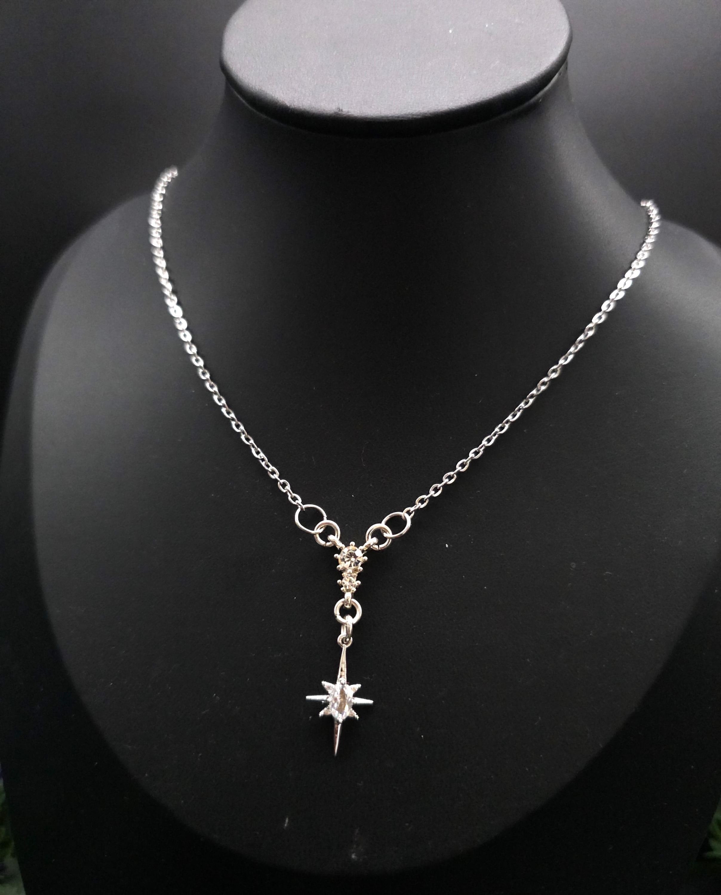 Sternen Halskette~ North Star Pendant ~ Edelstahl und Zirkonia ~ Celestial Jewelry ~ Adjustable Necklace