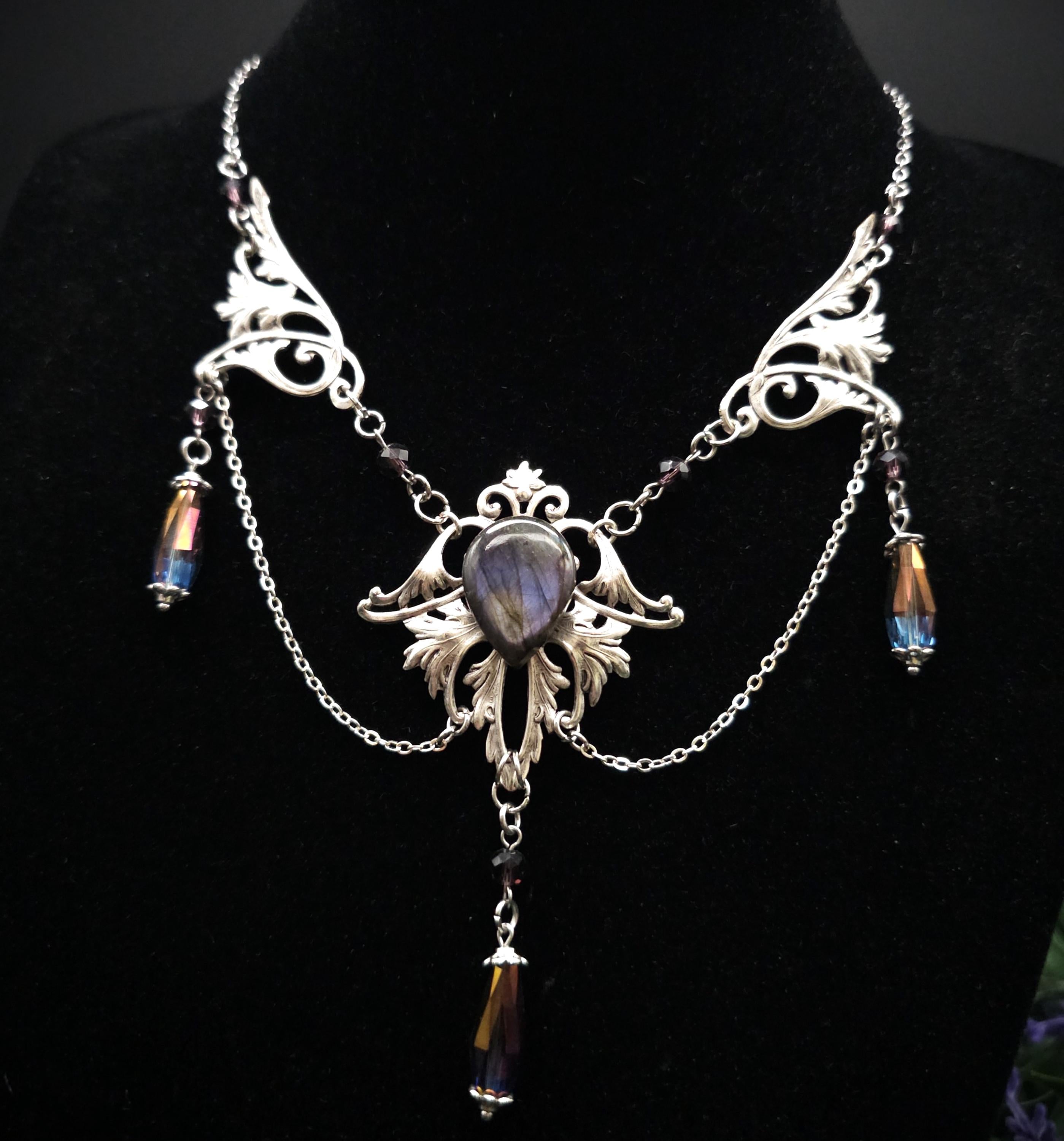 Labradorit Halskette Art Nouveau ~ Jugendstil Kette mit violettem Labradorit ~ Fantasy Schmuck ~ Gothic Statement Necklace
