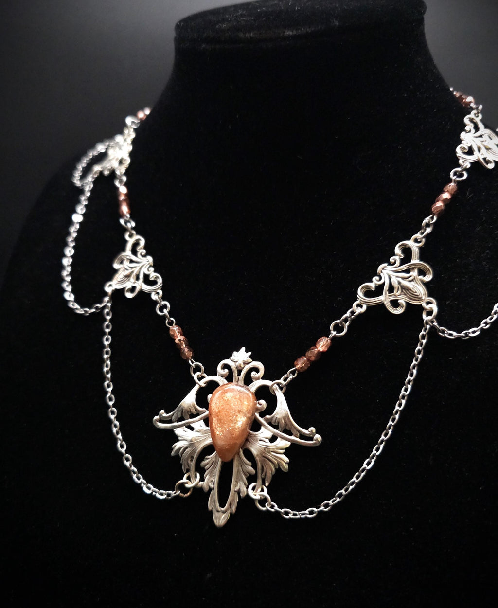 Sonnenstein Halskette ~ Art Nouveau Schmuck mit Naturstein ~ Elbische Kette ~ Jugendstil Fantasy Schmuck ~