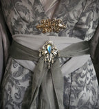 Labradorit Zierde Brosche ~ Silberne Fantasy Brosche mit blau goldenem Naturstein