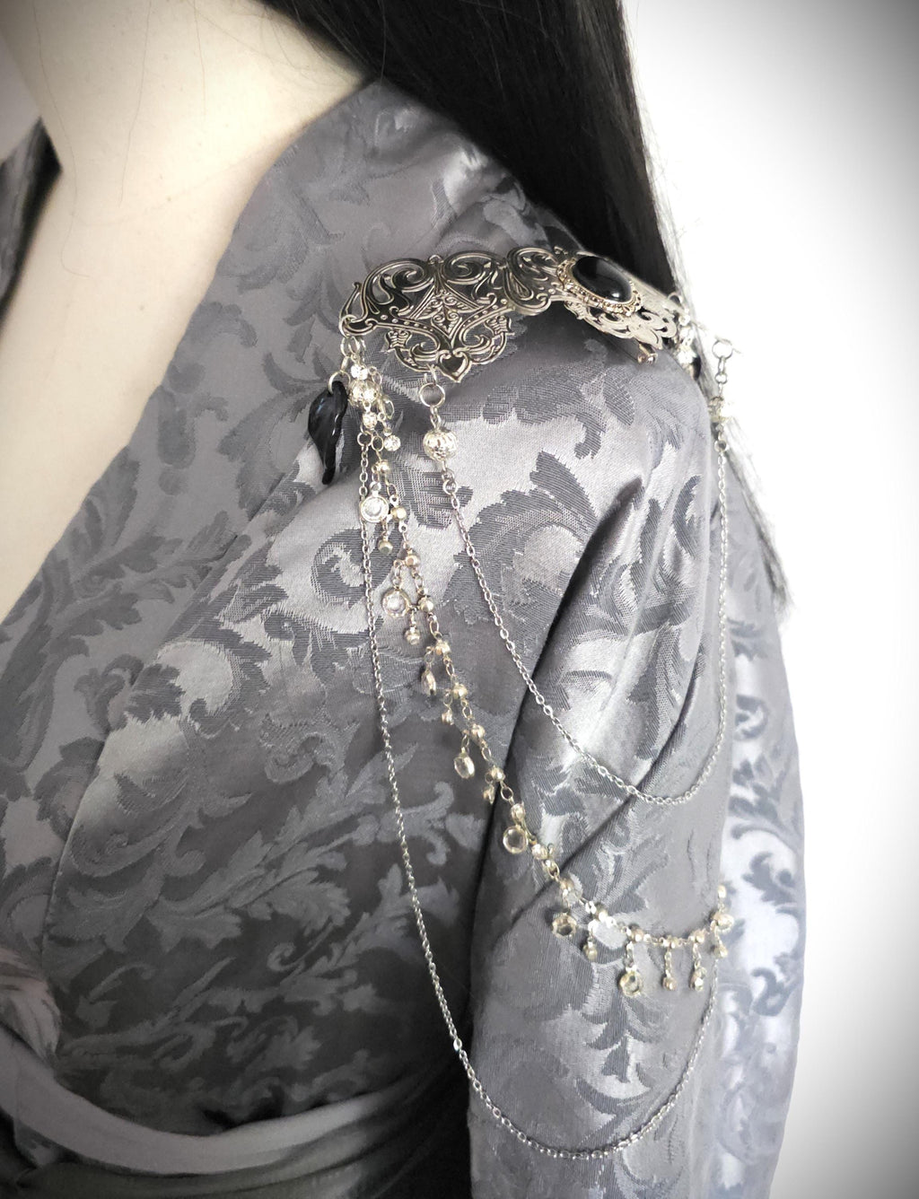 Broschen Paar mit Blaufluss Cabochon ~ Kostüm Accessoire ~Pin Brosche Schalnadel ~ Hochzeits-Schmuck