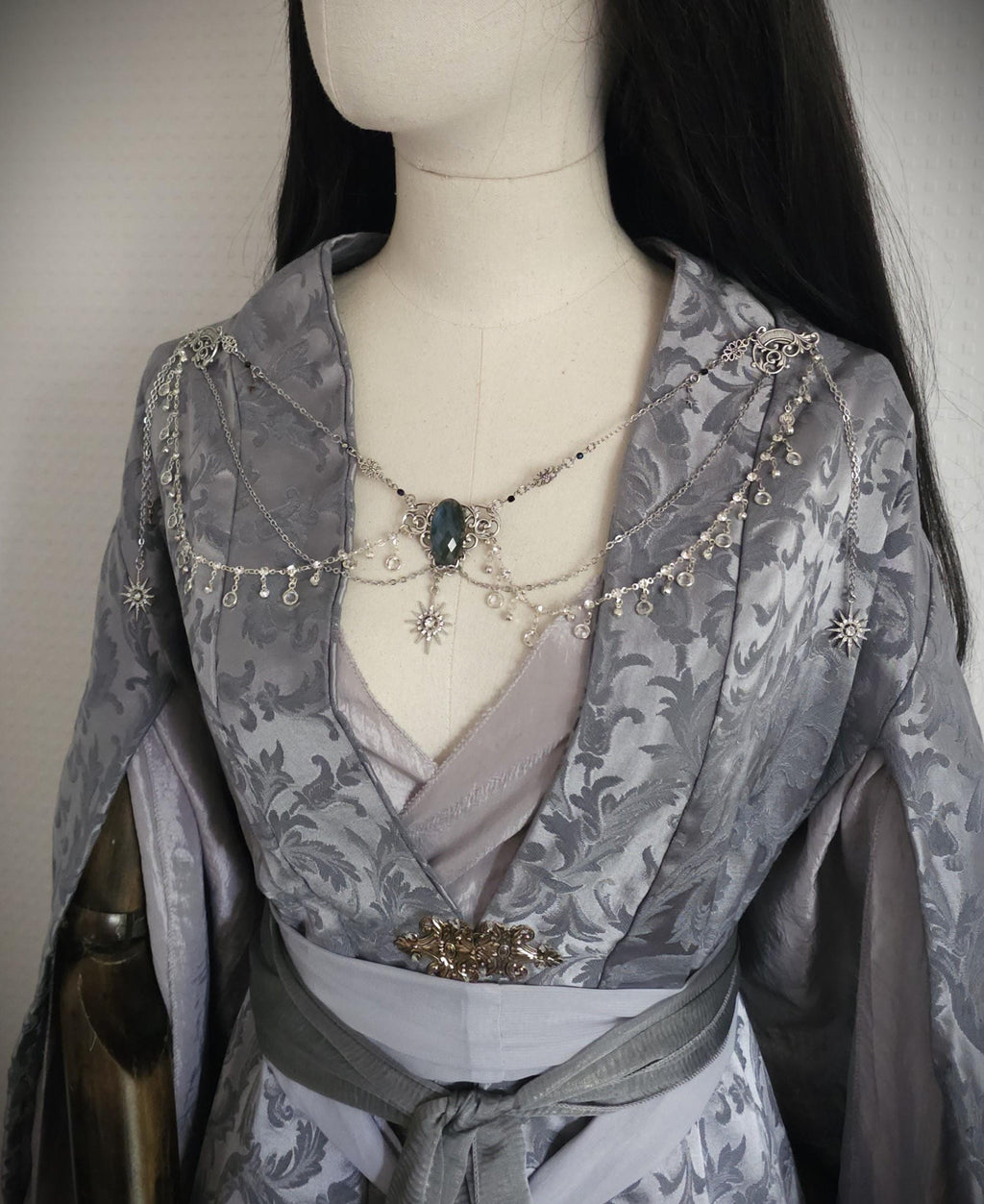 Labradorit Brosche ~ Ausschnittschmuck Silber ~ Elfischer Fantasy Schmuck ~ Schulterkette