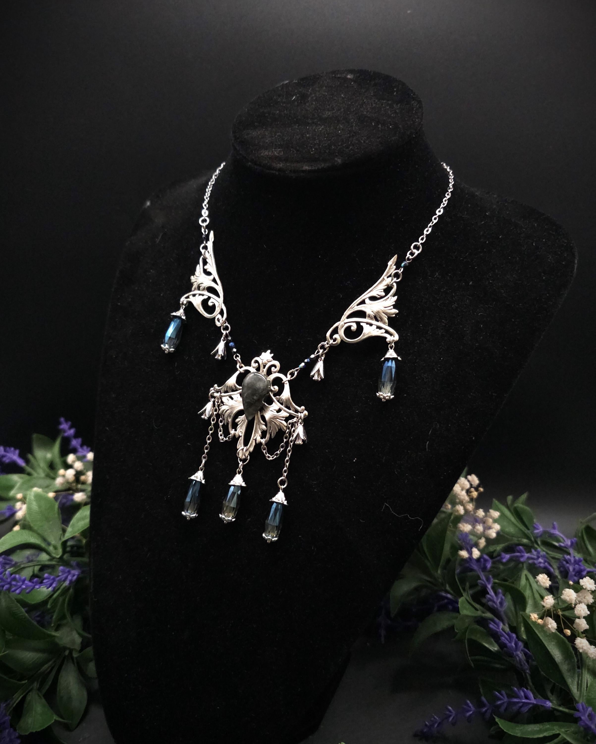 Dunkelblauer Labradorit Halskette ~ Art Nouveau Fantasy Schmuck ~ Hochzeitsschmuck
