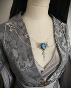 Labradorit Broschenkette ~ Fantasy Ausschnittschmuck mit Sternen ~ Cape Chain ~ Celestial Jewelry