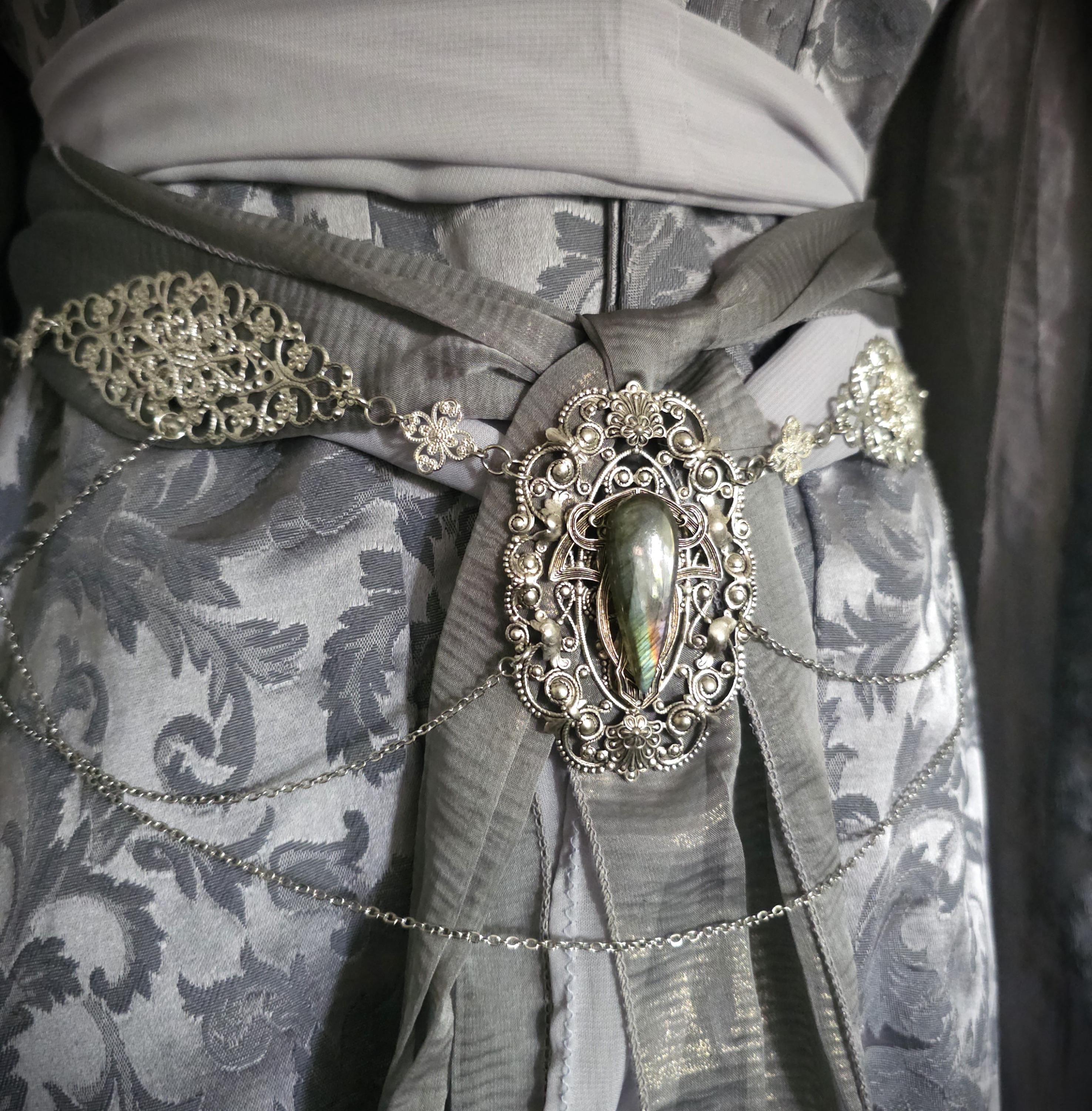 Fantasy Schmuckgürtel mit Labradorit ~ Elbischer Kettengürtel ~ Art Nouveau Hüftschmuck ~ größenverstellbar