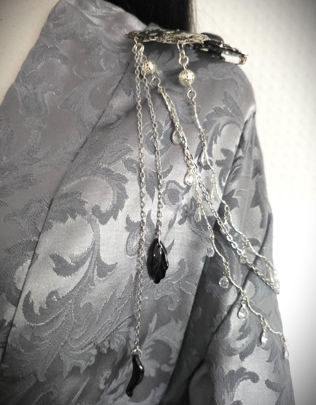 Broschen Paar ~ Kostüm Accessoire ~Pin Brosche Schalnadel ~ Hochzeits-Schmuck