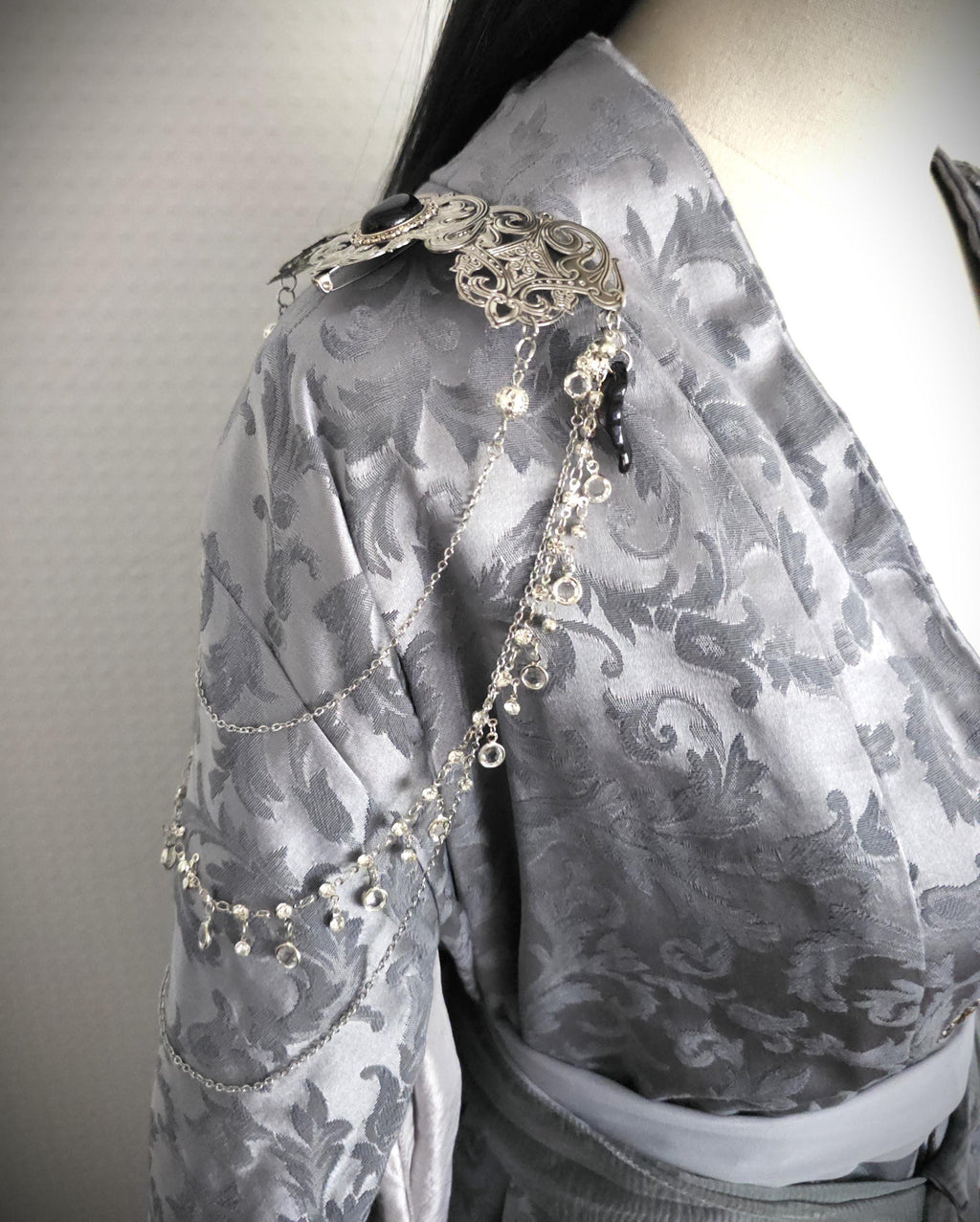 Broschen Paar mit Blaufluss Cabochon ~ Kostüm Accessoire ~Pin Brosche Schalnadel ~ Hochzeits-Schmuck
