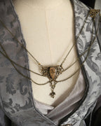 Labradorit Broschenkette ~ Fantasy Ausschnittschmuck mit Blättern ~ Cape Chain Bronze