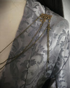 Labradorit Broschenkette ~ Fantasy Ausschnittschmuck mit Blättern ~ Cape Chain Bronze