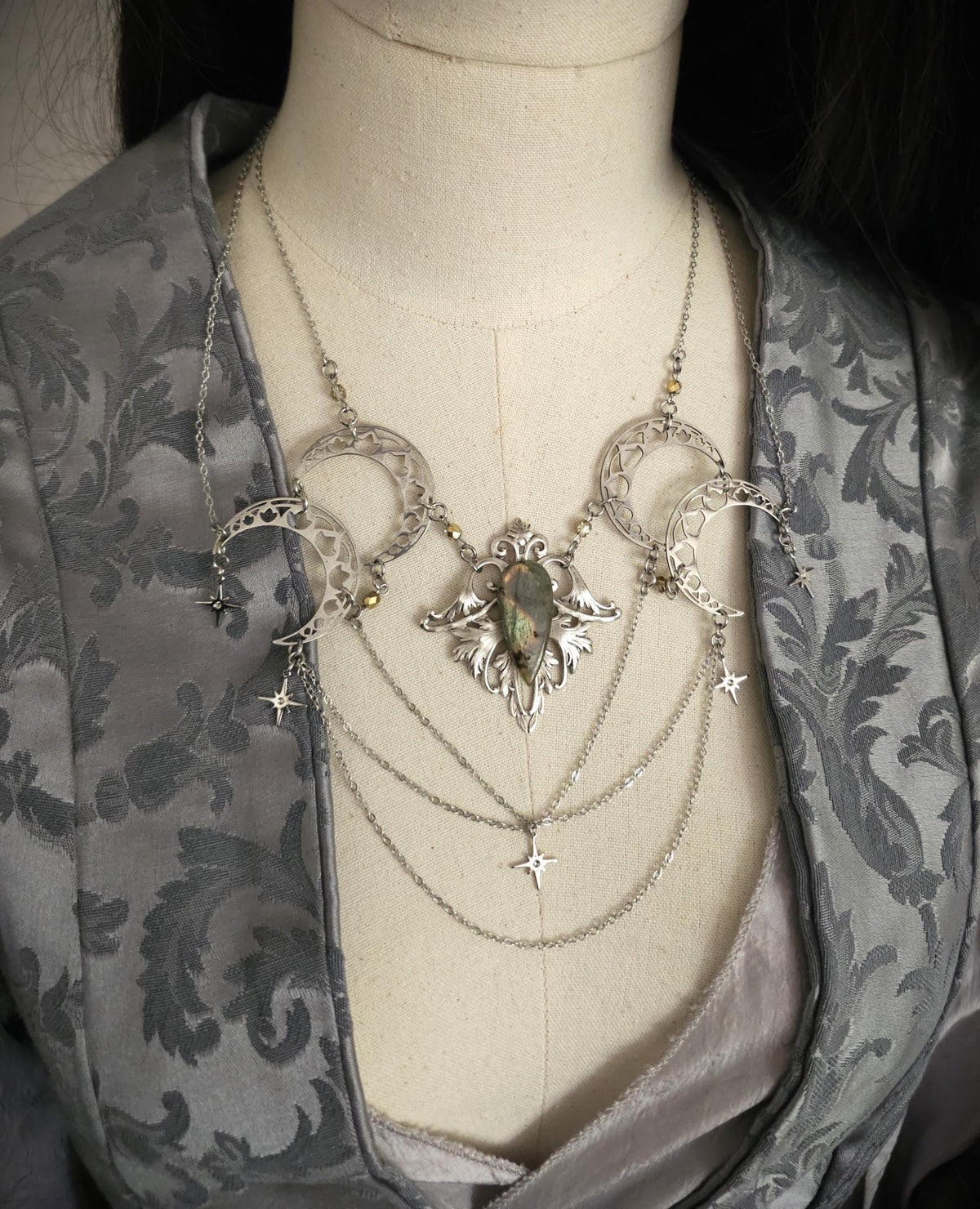 Labradorit Halskette mit Monden & Sternen – Celestial Witchy Fantasy Schmuck
