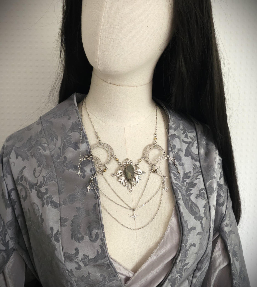 Labradorit Halskette mit Monden & Sternen – Celestial Witchy Fantasy Schmuck