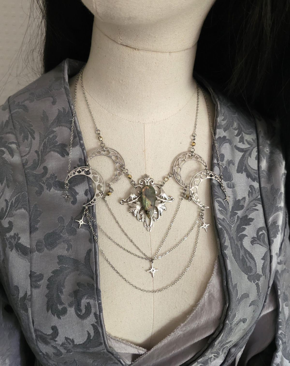 Labradorit Halskette mit Monden & Sternen – Celestial Witchy Fantasy Schmuck