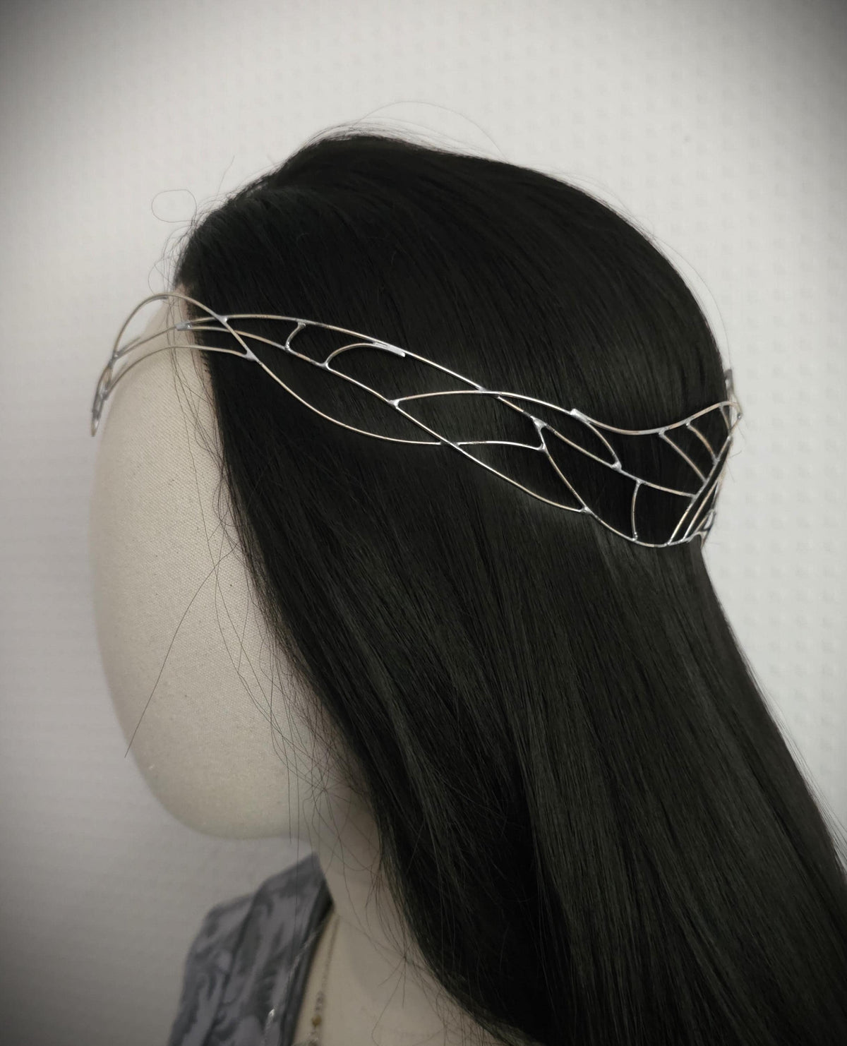 Elfen Diadem ~ versilberte Draht Tiara ~ Art Nouveau Mottendesign ~ Kopfschmuck ~ Hochzeit