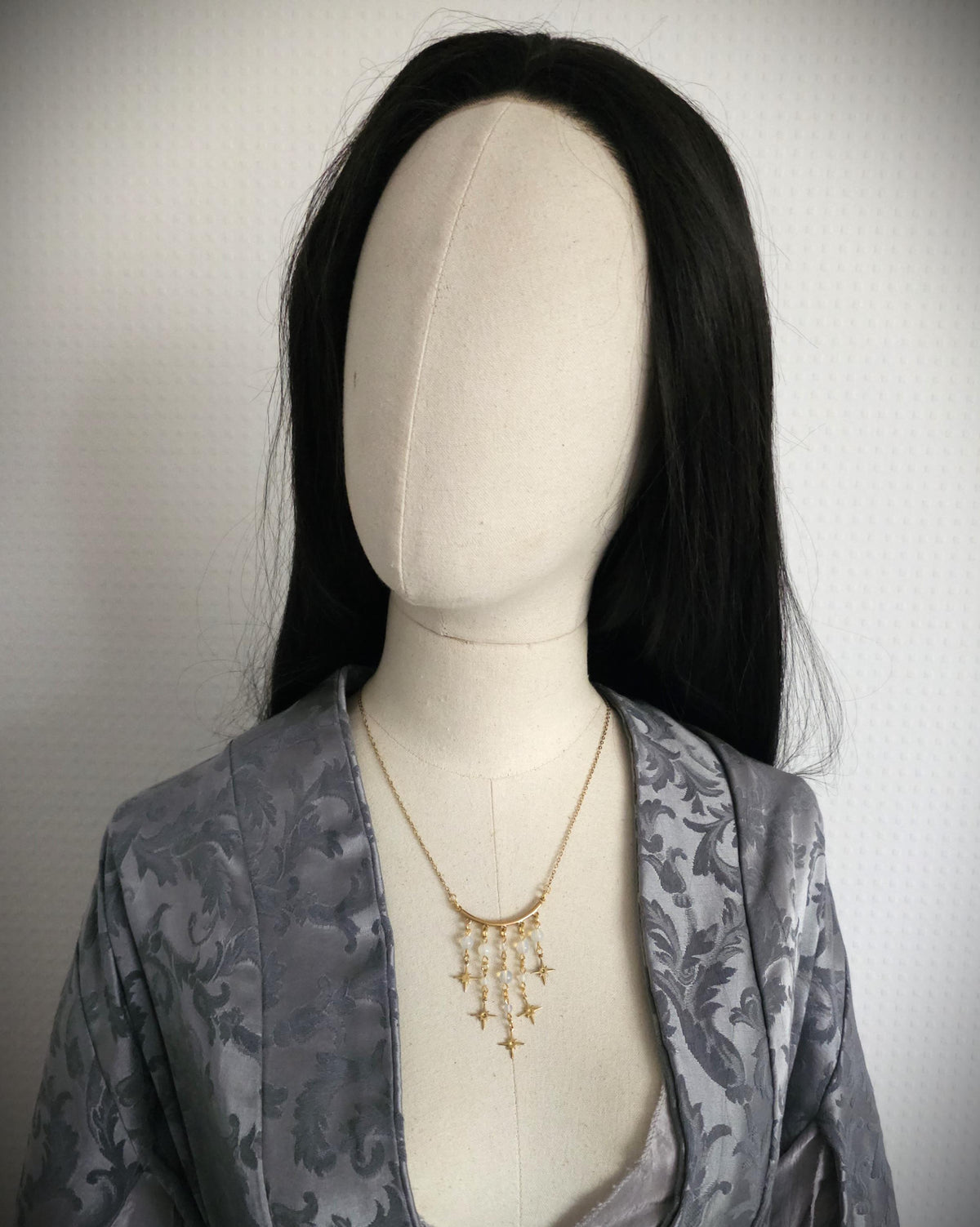 Goldene Stern Halskette ~ Opalith Perlen Choker ~Celestial Schmuck ~Größenverstellbar