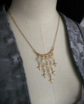 Goldene Stern Halskette ~ Opalith Perlen Choker ~Celestial Schmuck ~Größenverstellbar
