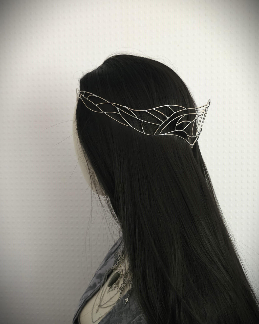 Elfen Diadem ~ versilberte Draht Tiara ~ Art Nouveau Mottendesign ~ Kopfschmuck ~ Hochzeit