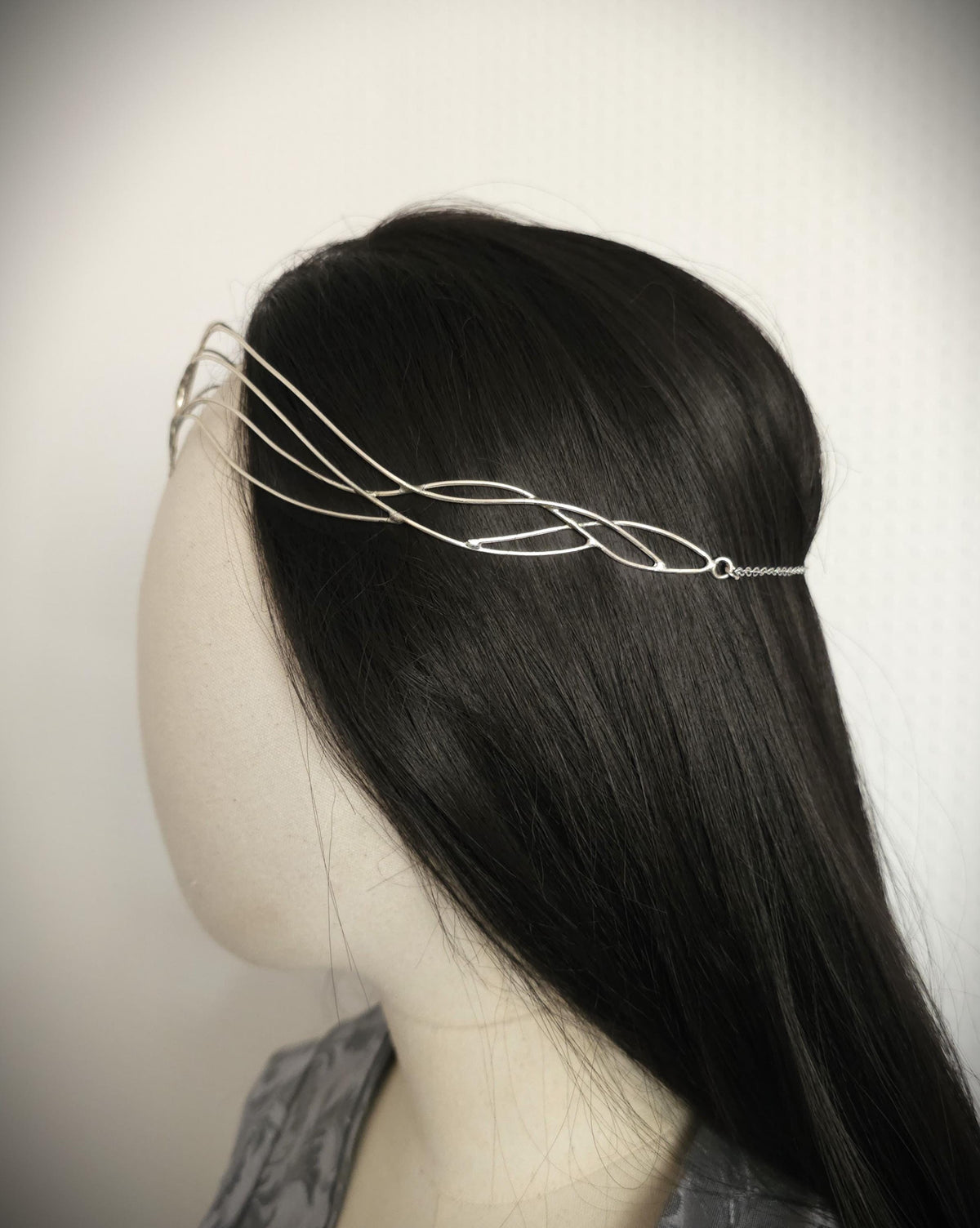 Braut Diadem ~ Größenverstellbarer Stirnschmuck ~ Versilberte Tiara ~ Elfen Krone