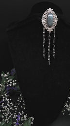 Jugendstil Brosche mit Labradorit ~ Zirkonia & Edelstahl-Ketten ~ Kostüm Accessoire