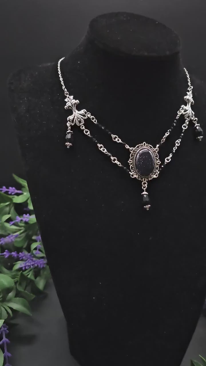 Collier ~ Viktorianische Halskette ~ Blaufluss Gothic Witchy Jewelry ~ facettierte schwarze Perlen ~ Edelstahl Rhodium ~ Größenverstellbar