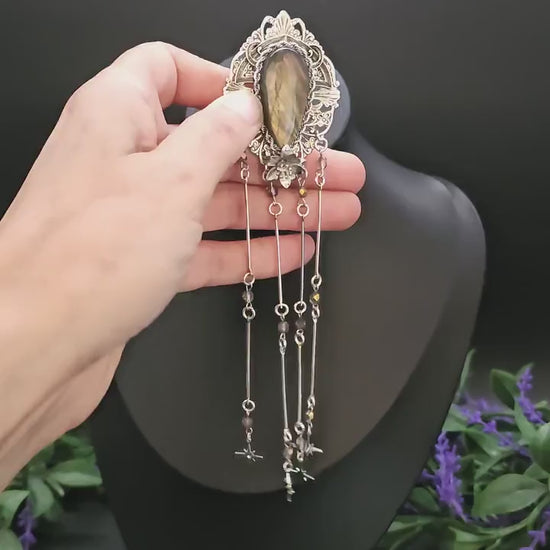 Art Nouveau Brosche mit Labradorit ~ Fantasy Schmuck ~ Elfen Brosche ~ LARP Accessoire