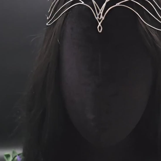 Versilbertes Elfen-Diadem "Yelláre"  ~ Draht Tiara im Jugendstil Design ~ Größenverstellbar ~ Accessoire für LARP, Cosplay und Hochzeiten