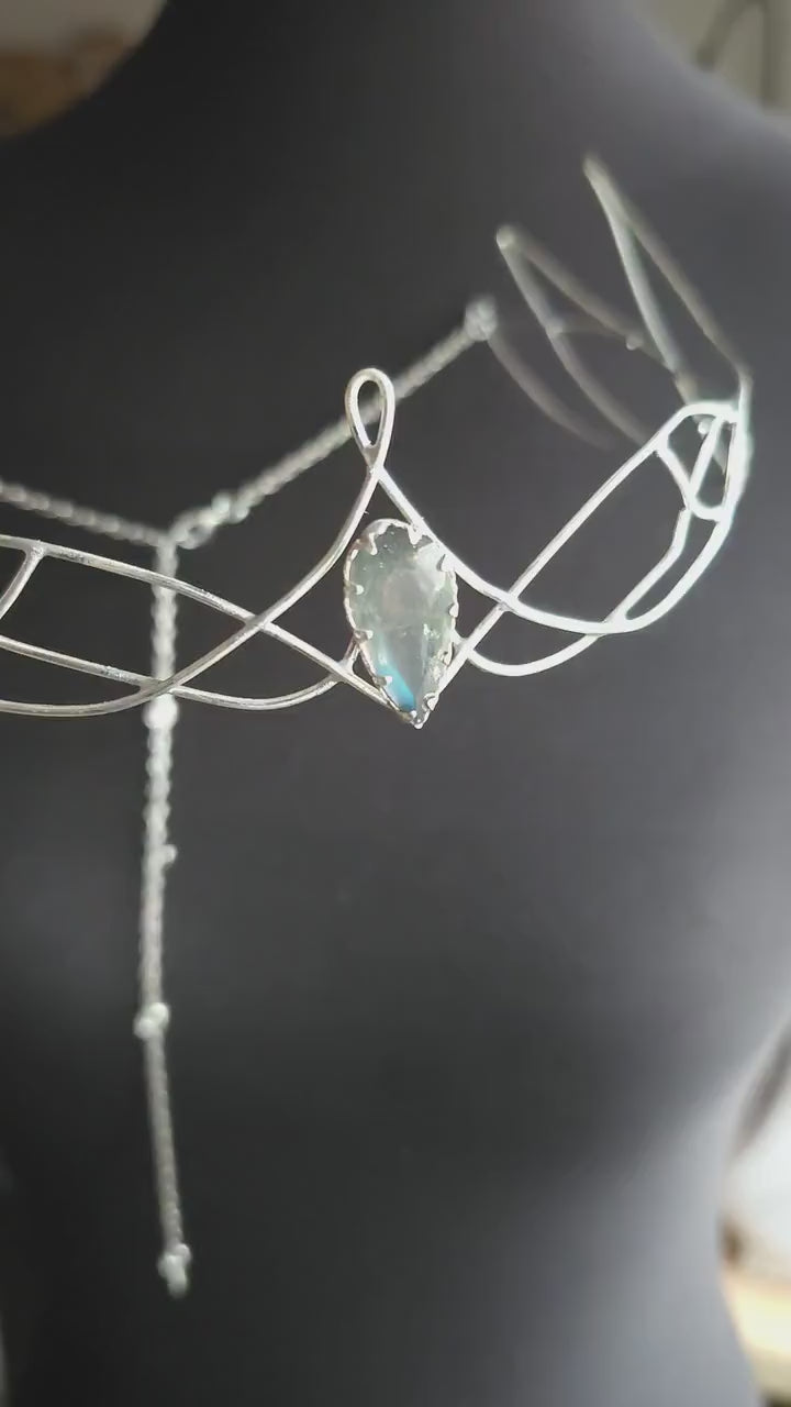 Versilbertes Diadem mit blau grauem Labradorit ~ Fantasy Kopfschmuck ~ Hochzeit & Braut-Krone ~ Größenverstellbar