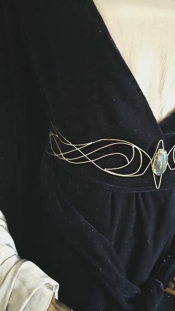 Handgefertigter Gürtel aus versilbertem Draht ~ Kostüm Accessoire mit Labradorit ~ Braut und Hochzeitsschmuck ~ größenverstellbar ~
