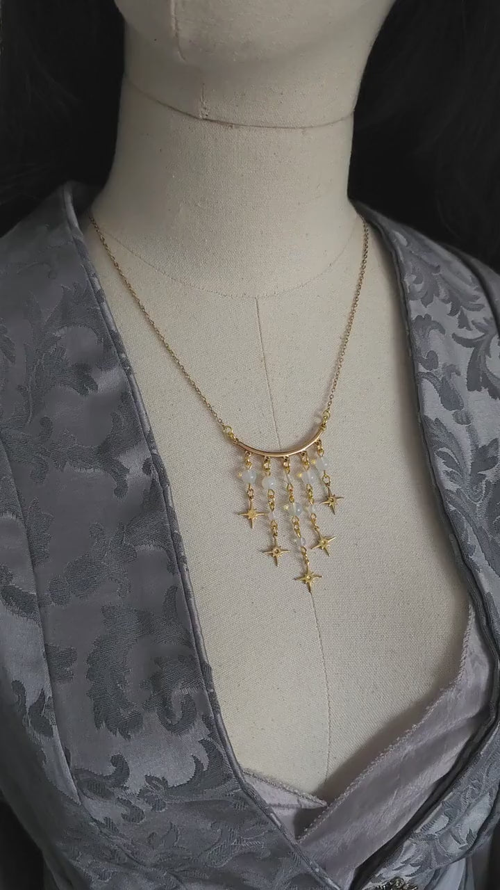 Goldene Stern Halskette ~ Opalith Perlen Choker ~Celestial Schmuck ~Größenverstellbar